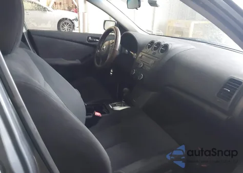 2010 Nissan Altima 2.5 S из США, поврежденный, VIN 1N4AL2AP7AN401106